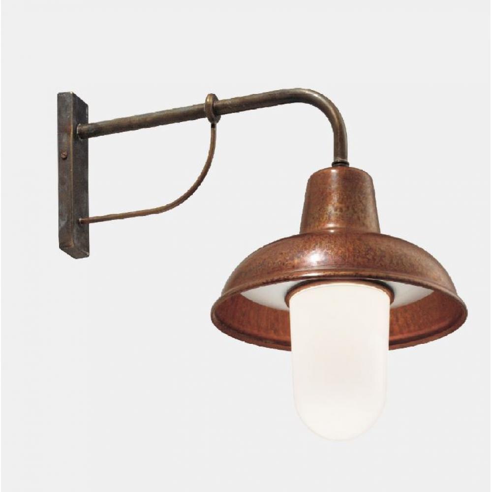 vonkajsi mosadzny nastenny svietnik murik osvetlenie pivnice lampa nastenny svietnik kvalitna zahradna chranena obnova gazdovsky dom starobyly zaskenne antique balaton chata dom osvetlenie kvalitne il fanale ip44 mliecne sklo.jpg